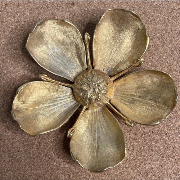 Vintage Mid-Century Golden Lotus Flower Ash Tray Tan France Gucci Inspired - Picture 1 of 10